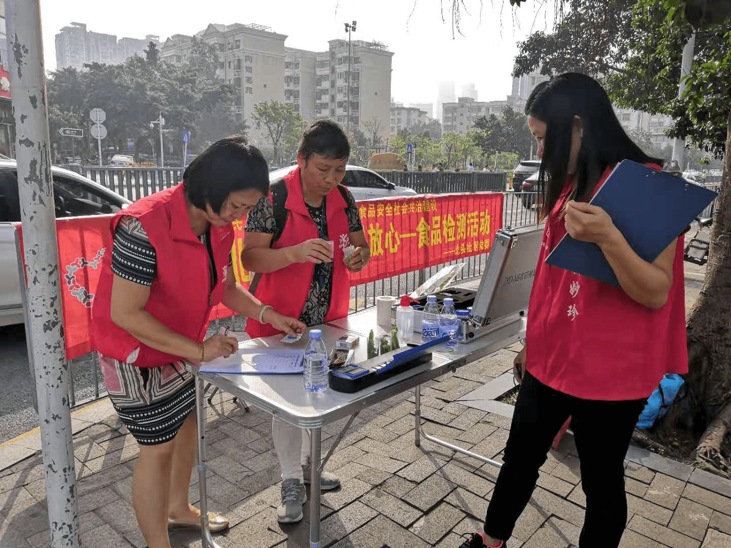 北头社区食品安全现场检测活动