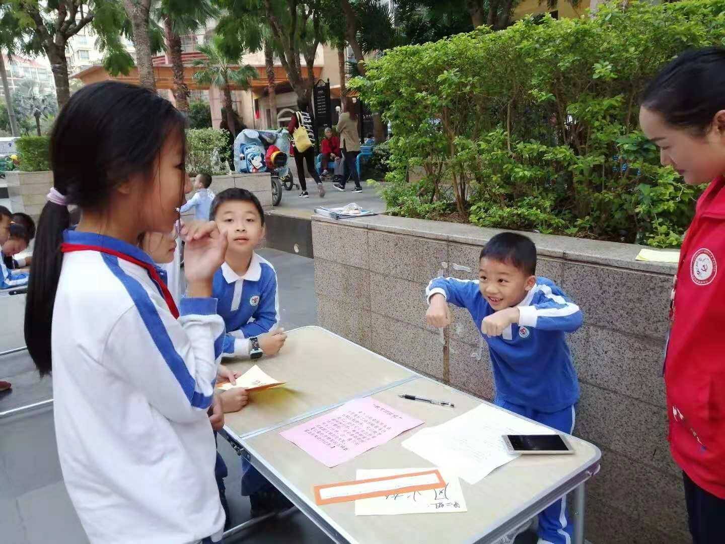 “奇兵夺宝”青少年定向越野活动