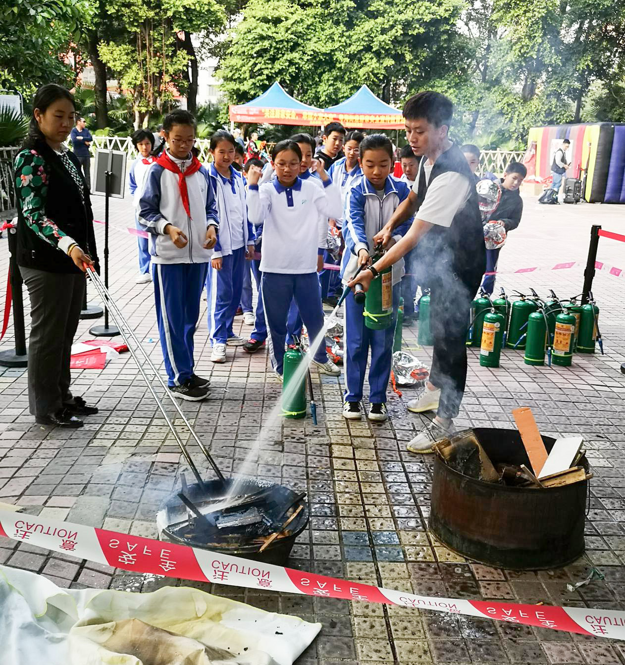 南油社区第二场居家安全宣传教育活动顺利开展