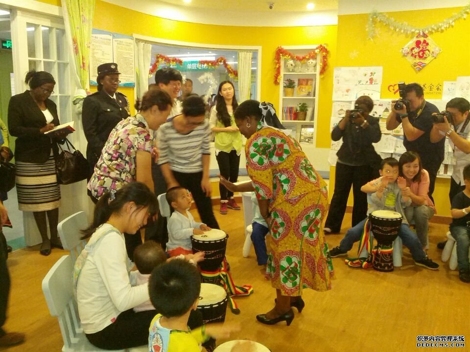 赞比亚总统夫人参观深圳市儿童医院•Vcare公益空